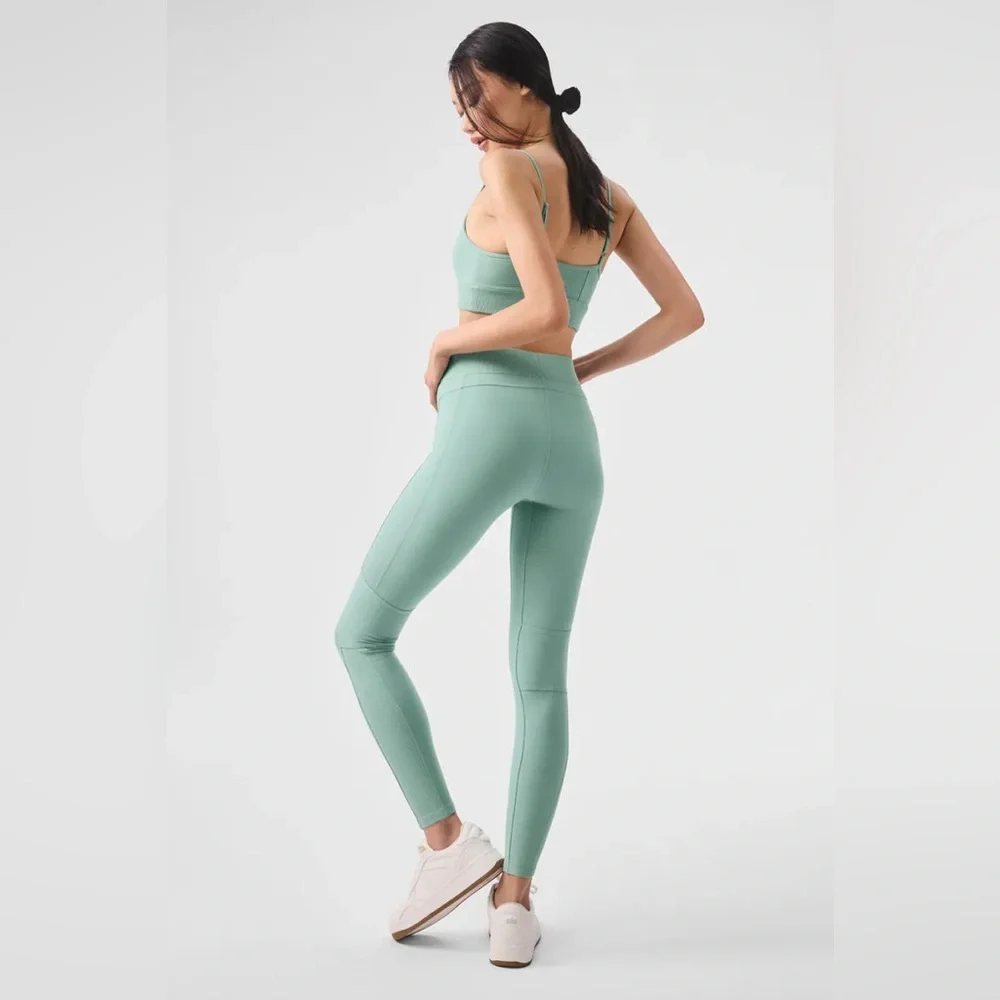 Alo SET | Alosoft Head Start Bra + Leggings